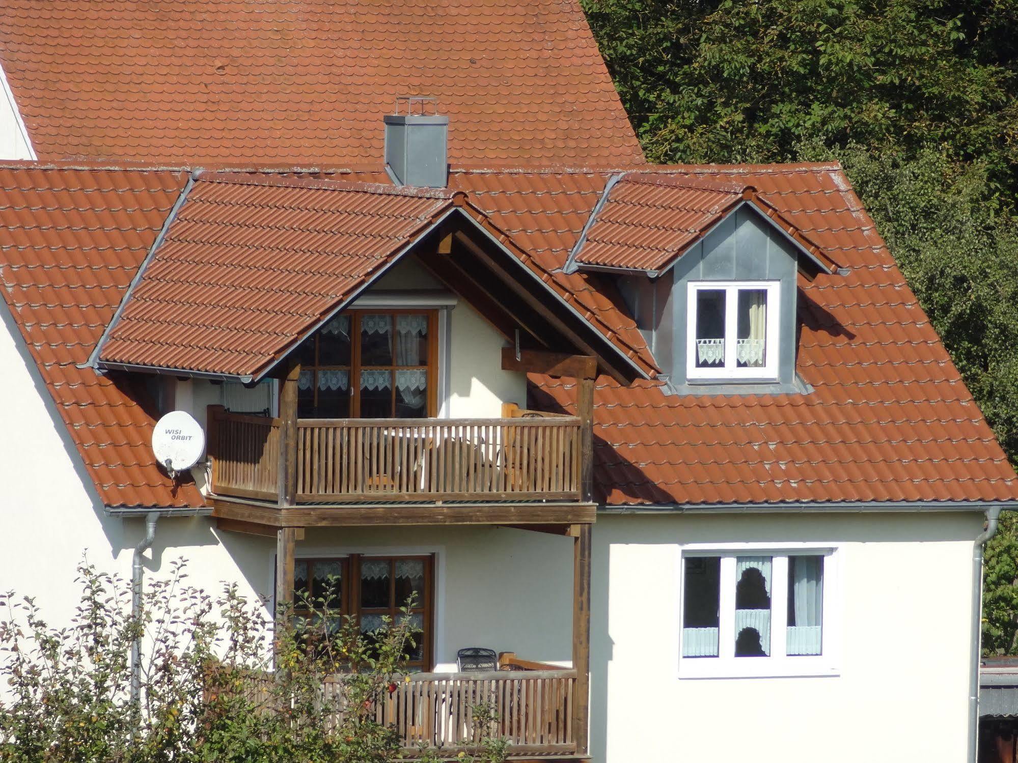 Donauer Im Altmuehltal - Ferienwohnungen Biberbach  Экстерьер фото