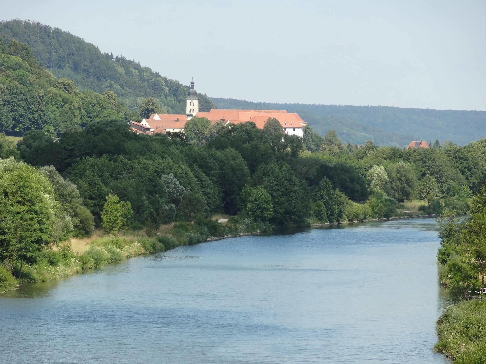 Donauer Im Altmuehltal - Ferienwohnungen Biberbach  Экстерьер фото