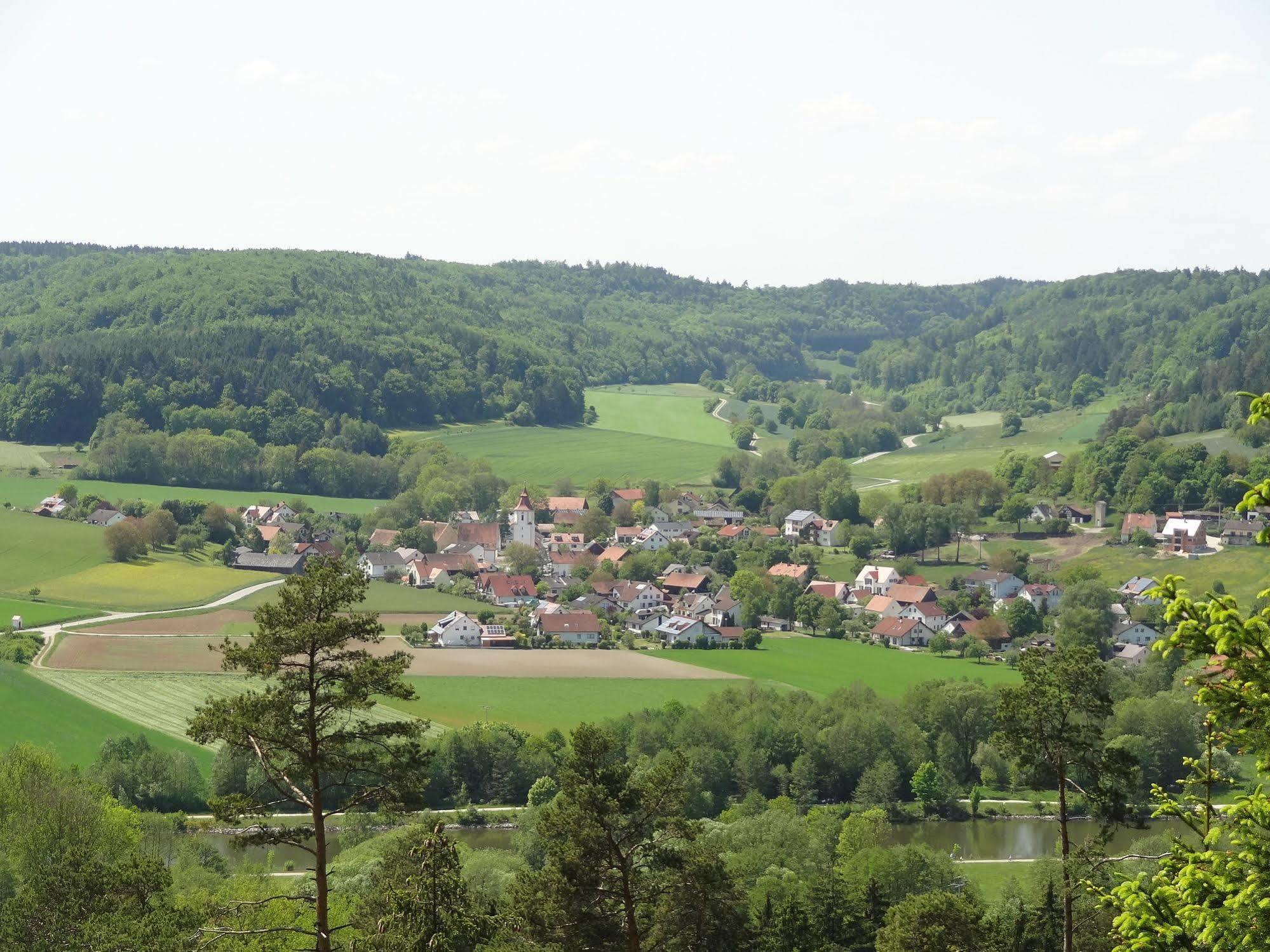 Donauer Im Altmuehltal - Ferienwohnungen Biberbach  Экстерьер фото